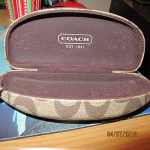 coach eyeglasses holder with cloth